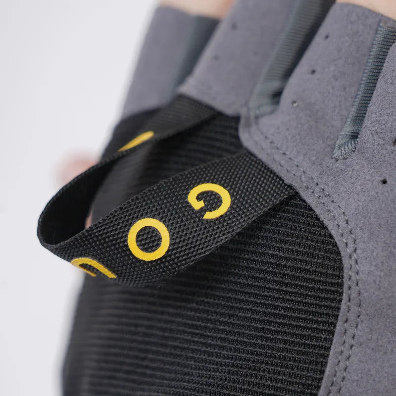 Guantes Deportivos Medio Dedo Con Muñequera Agarre Pro